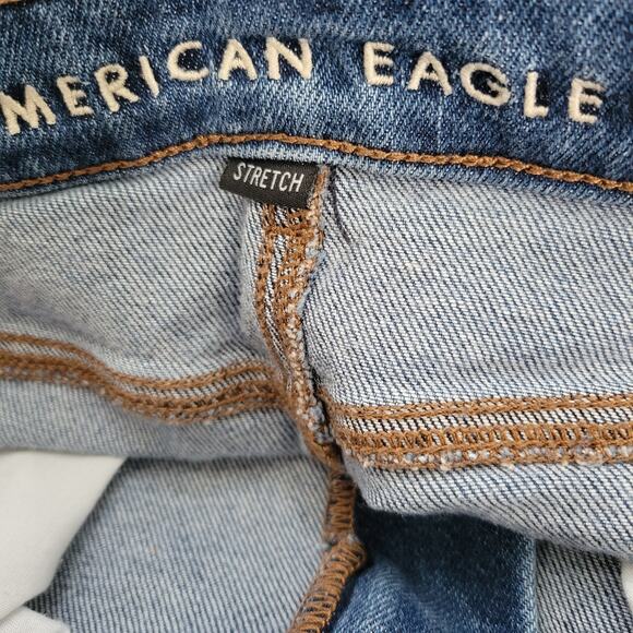 American Eagle Ripped Knee Mom Jeans Medium Wash Women Sz US 2 - Picture 6 of 6